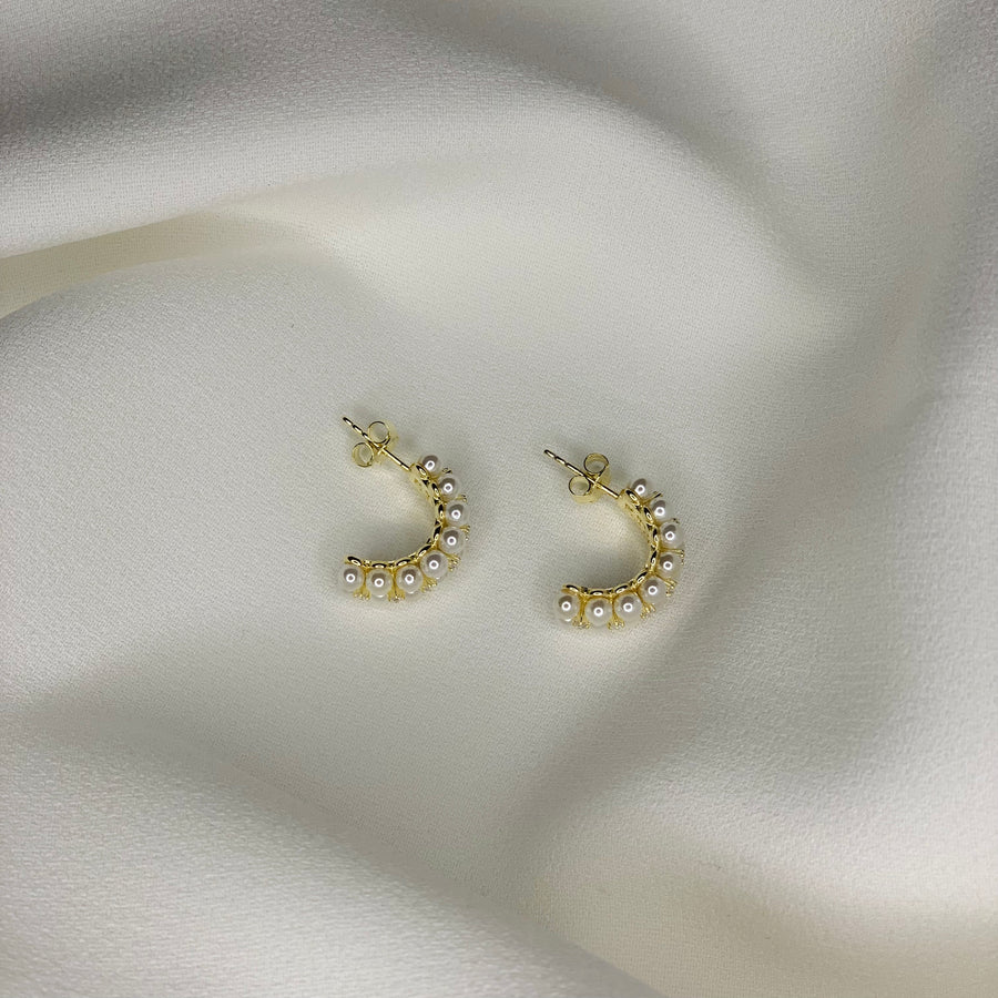 Mira Pearl Earrings